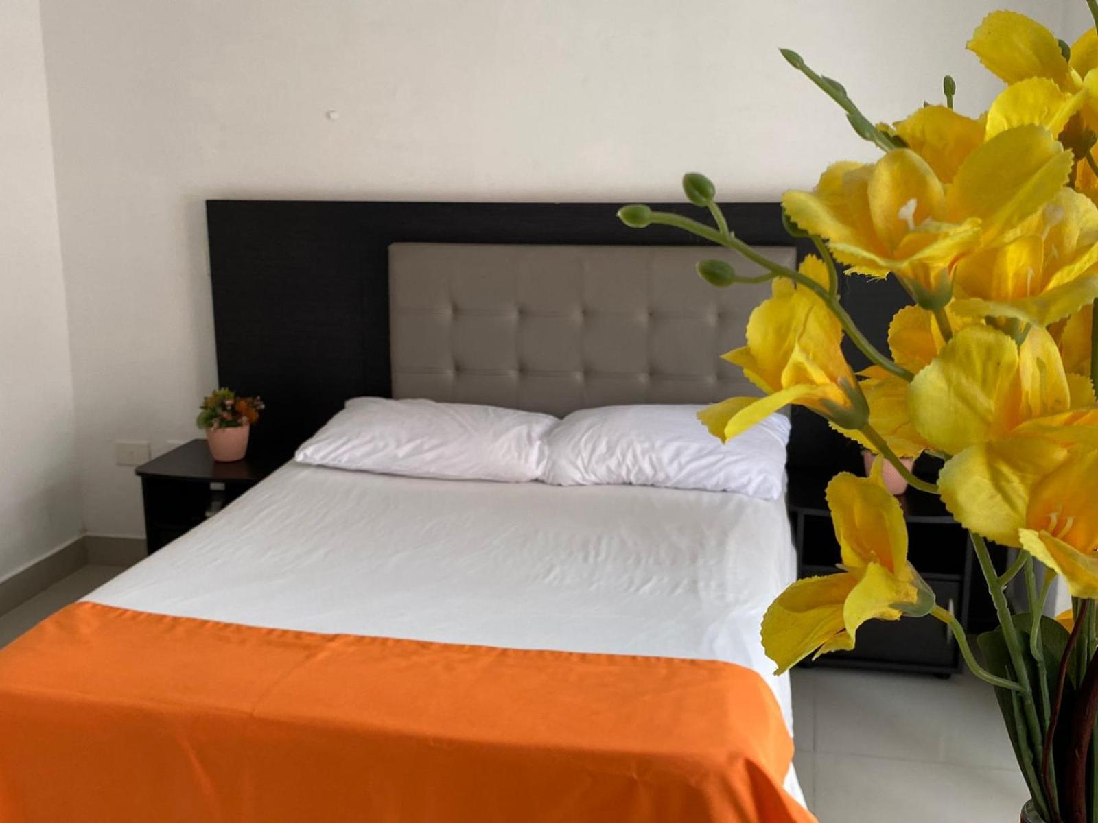 Apartaestudios Laureles Medellín Zewnętrze zdjęcie